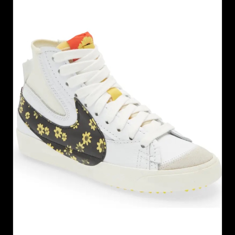 Nike Blazer Mid ‘77 Jumbo Floral Sneaker Men size 8